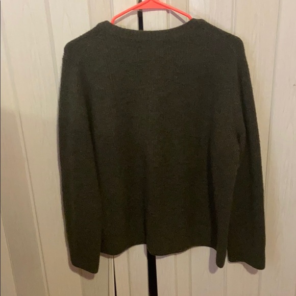 Old navy sweater - Picture 4 of 4